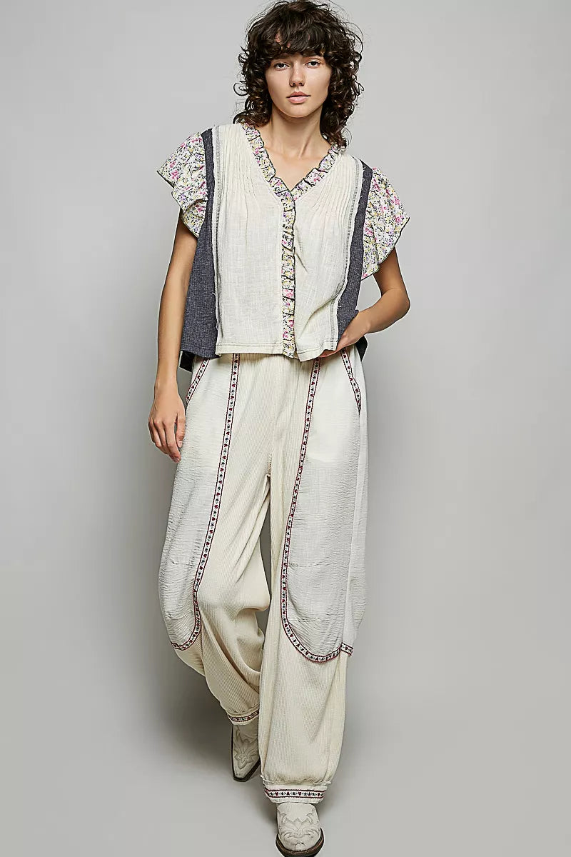 pol neck floral Pol V-neck Floral Ruffle Sleeve Blouse view 5 (top) - shop at us.meeeshop