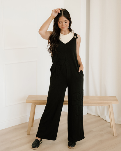 zinnia raw seam Zinnia Raw Seam Big Flower Patched Loose Overall Jumper Black (piece) - shop at us.meeeshop
