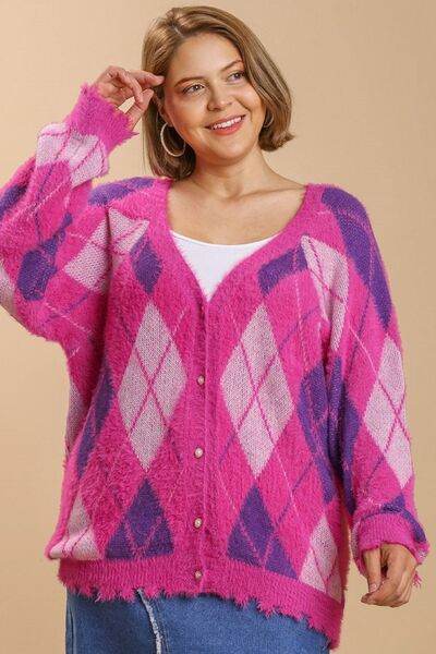 Umgee Argyle Pattern V-Neck Button Front Cardigan Plus Size - us.meeeshop