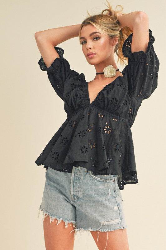 Aemi + Co Eyelet Embroidered V-Neck Half Sleeve Peplum Blouse - us.meeeshop