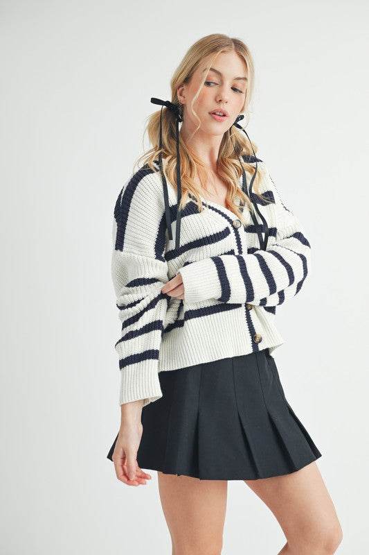 Aemi + Co Striped V-Neck Button Down Cardigan - us.meeeshop