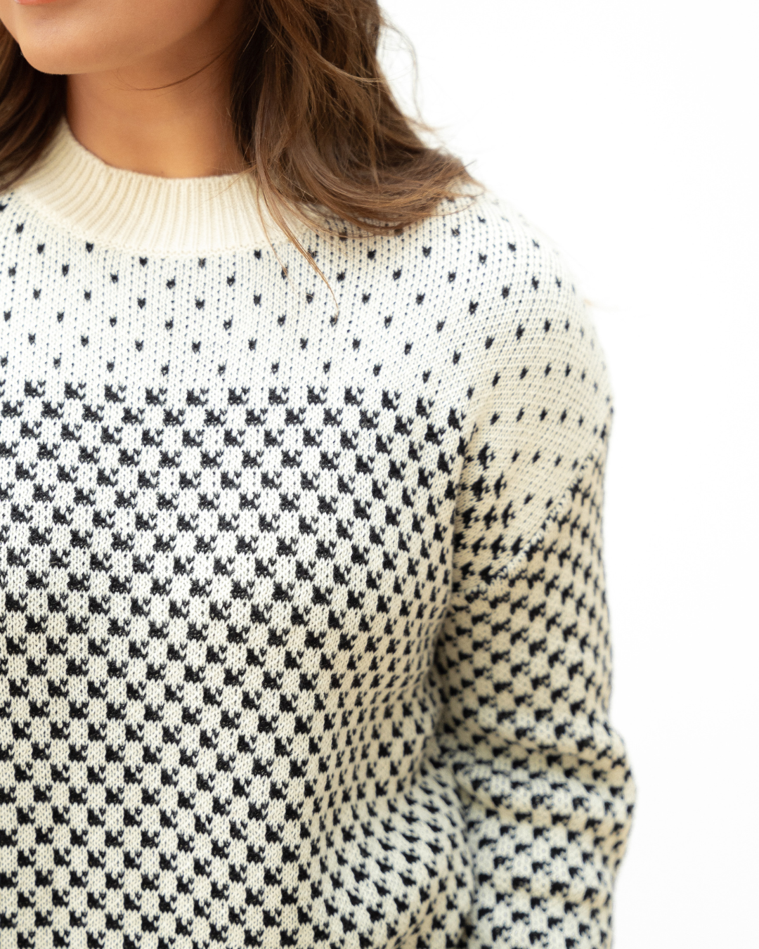 judith sweater black Judith Sweater - Black view 4 (layer) - shop at us.meeeshop