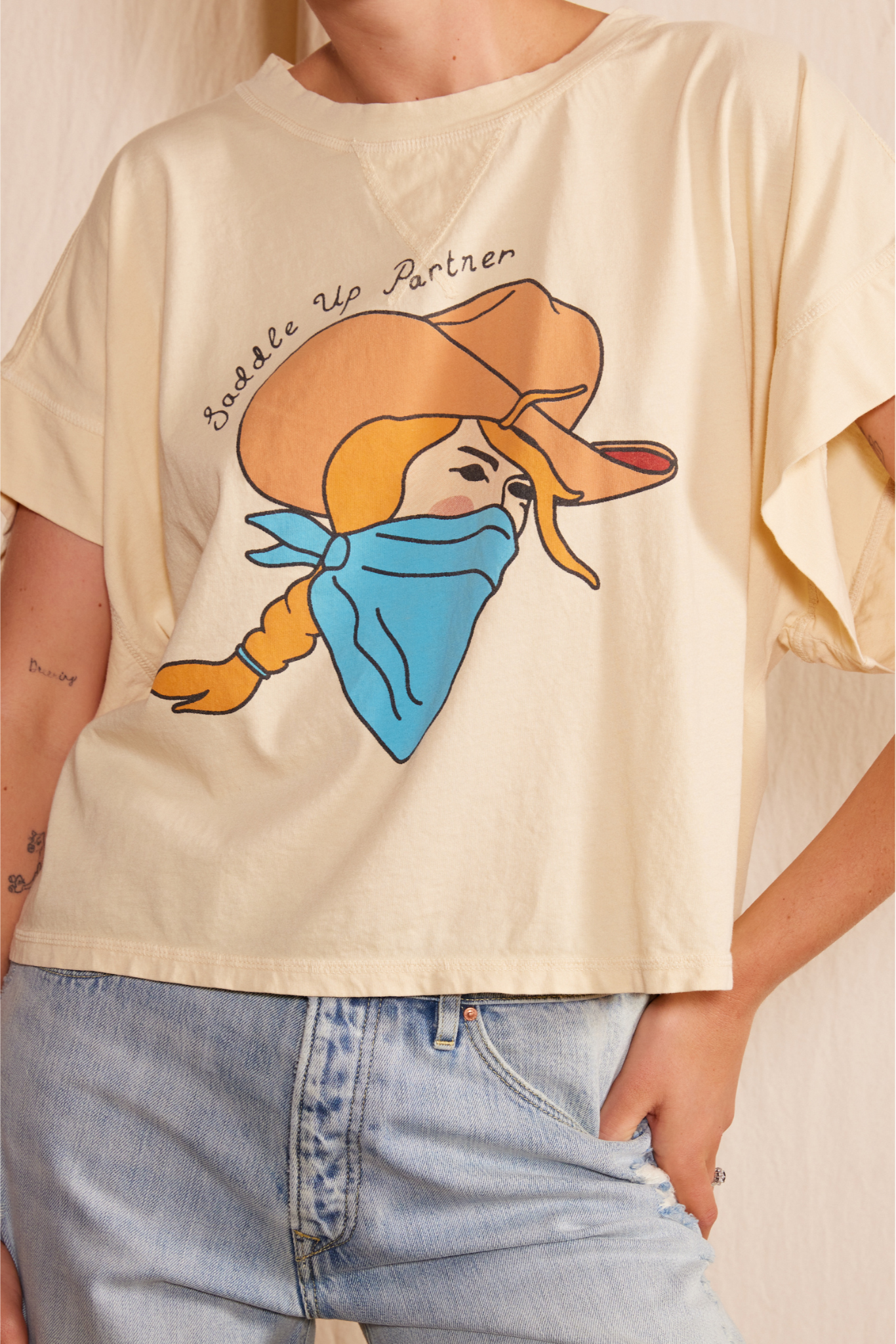 saddle tee "saddle Up" Tee view 2 (top) - shop at us.meeeshop