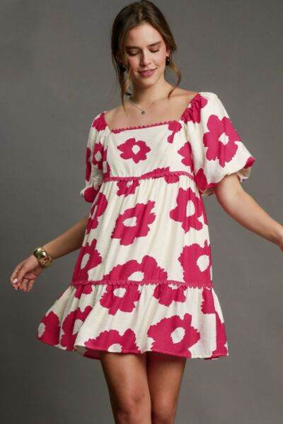 Umgee | Contrast Floral Short Sleeve Mini Dress Plus Size - us.meeeshop