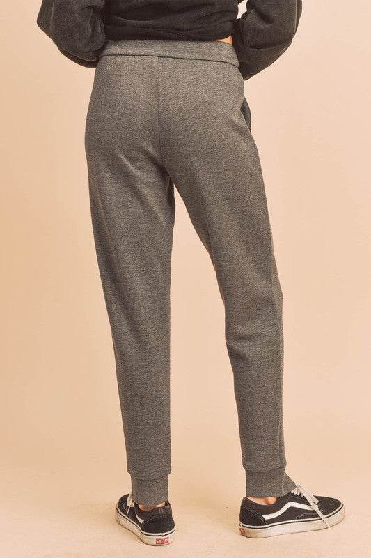 Aemi + Co Elastic Waist Joggers with Pockets - us.meeeshop