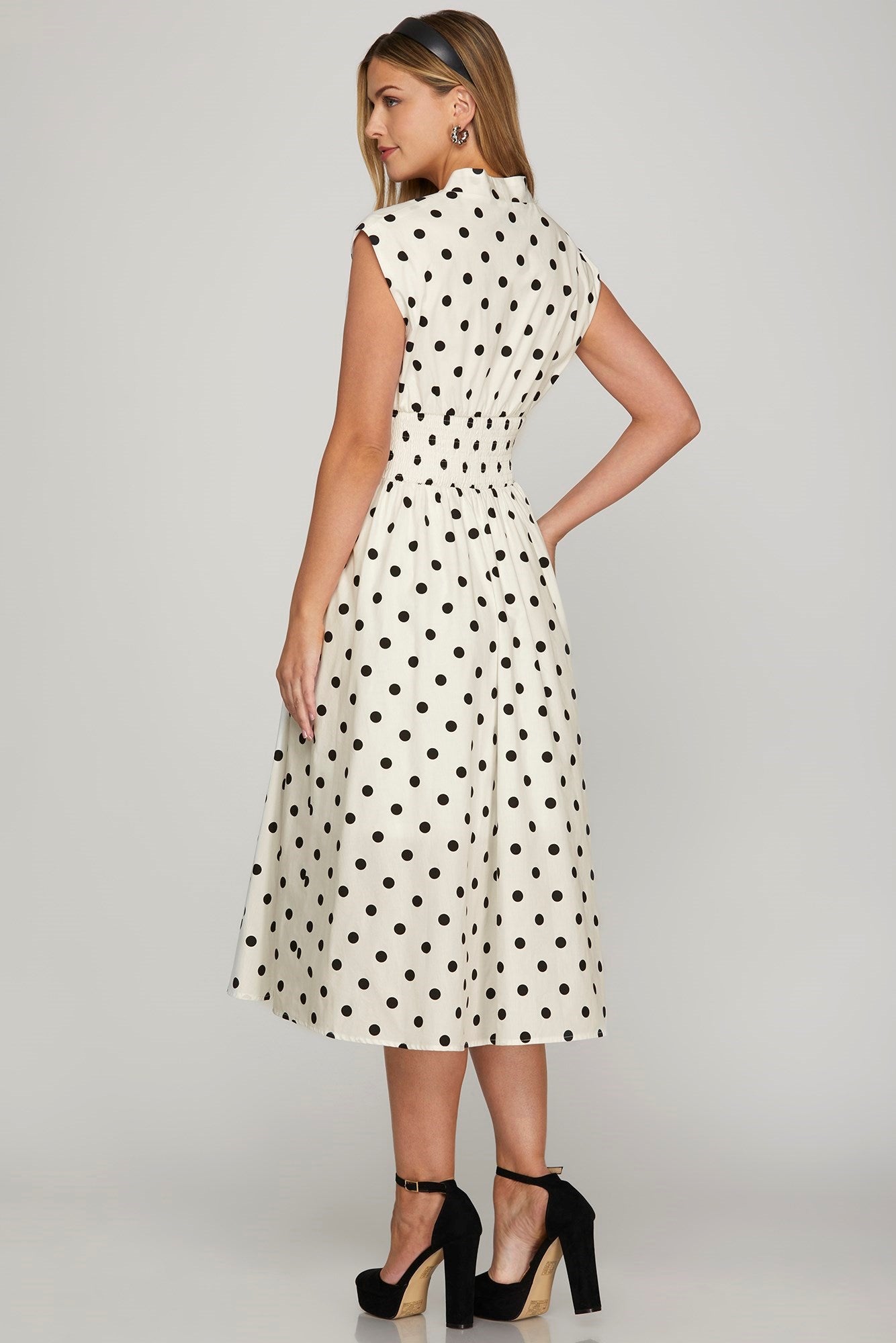 She + Sky Front Zip Polka Dots Cap Sleeve Midi Dress in OFF WHITE - us.meeeshop