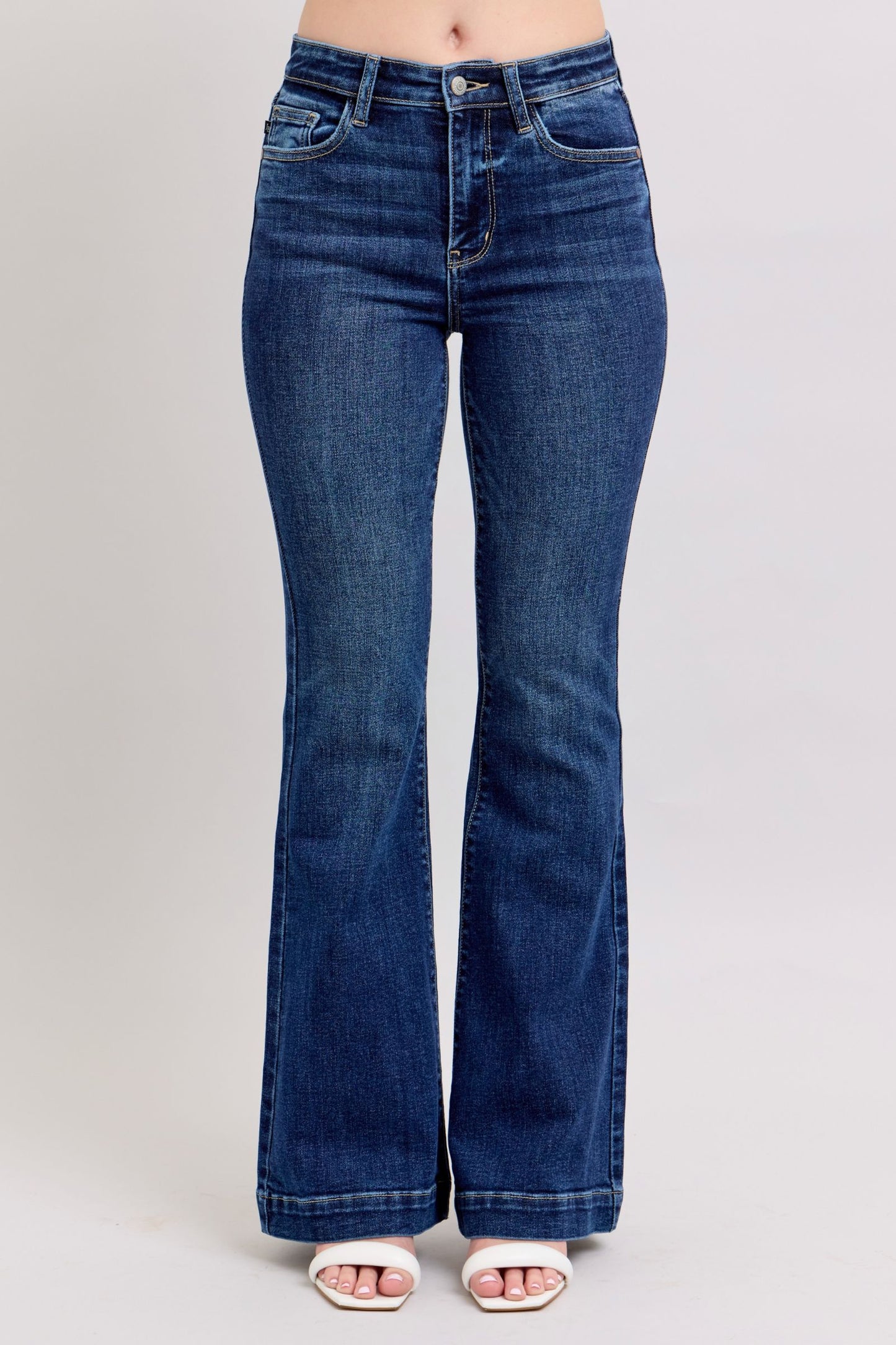 Judy Blue | High Rise Flare Jeans with Pockets Plus Size - us.meeeshop