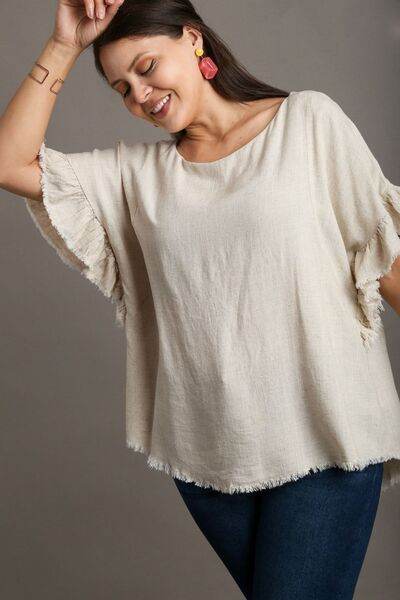 Umgee Raw Hem Ruffle Short Sleeve Blouse Plus Size - us.meeeshop