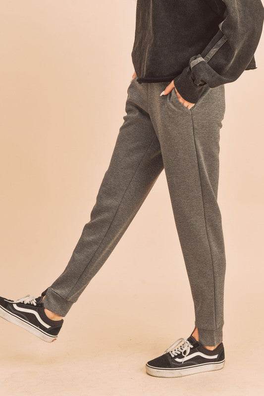 Aemi + Co Elastic Waist Joggers with Pockets - us.meeeshop