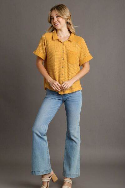 Umgee Waffle-Knit Short Sleeve Button Down Shirt Plus Size - us.meeeshop