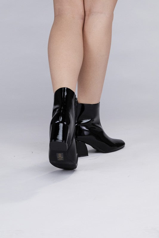 Fortune Dynamic Ultra Faux Leather Boots | us.meeeshop