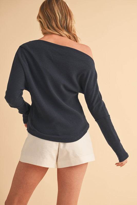 Aemi + Co One Shoulder Long Sleeve Knit Top in Dark Navy - us.meeeshop