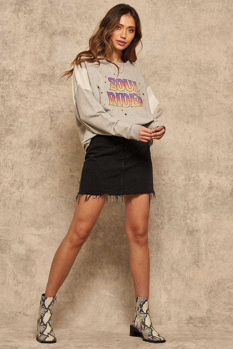 A French Terry Knit Graphic Sweatshirt | us.meeeshop