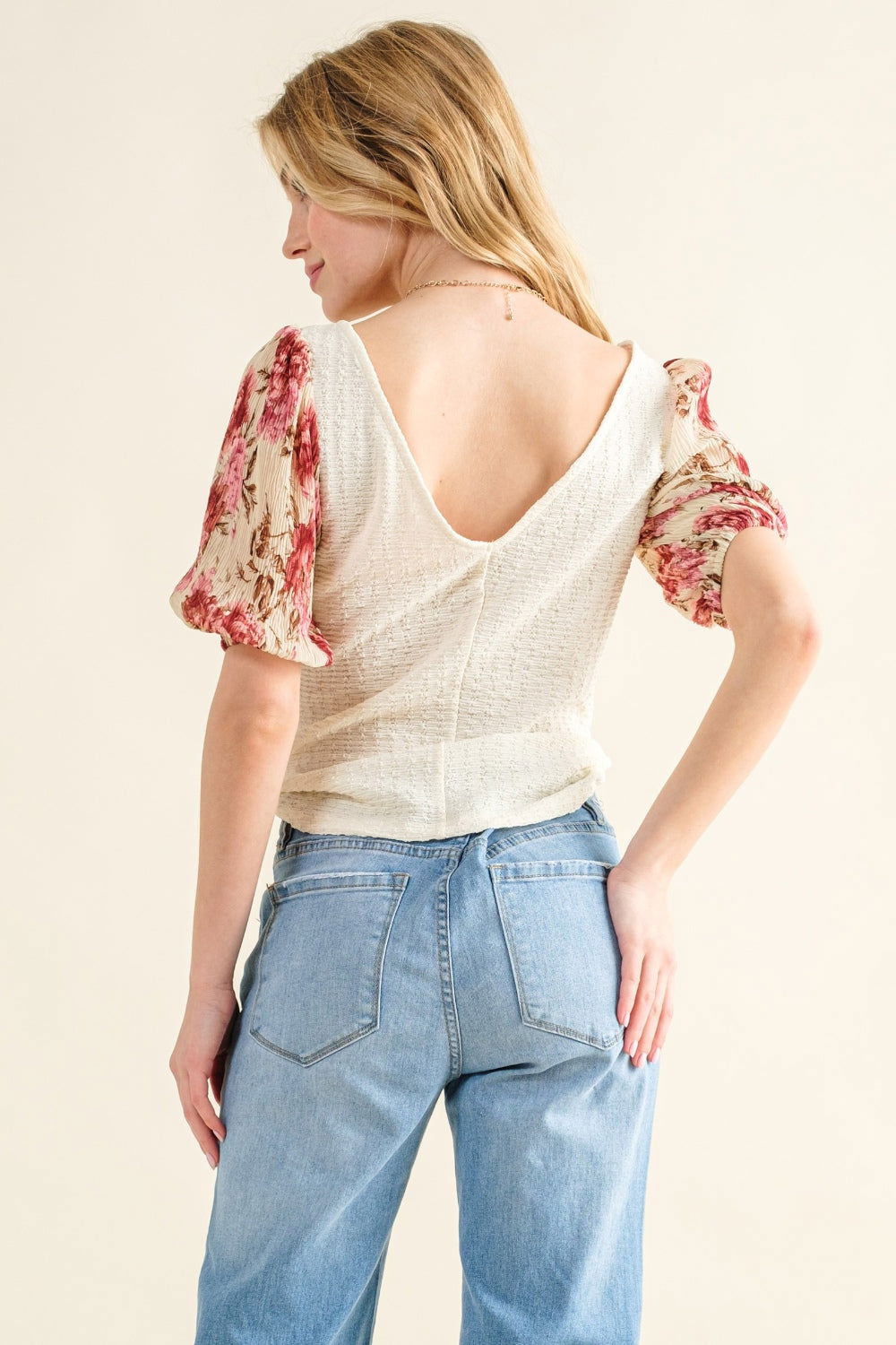 And The Why Floral Print Textured Sleeve Knit Top us.meeeshop - 