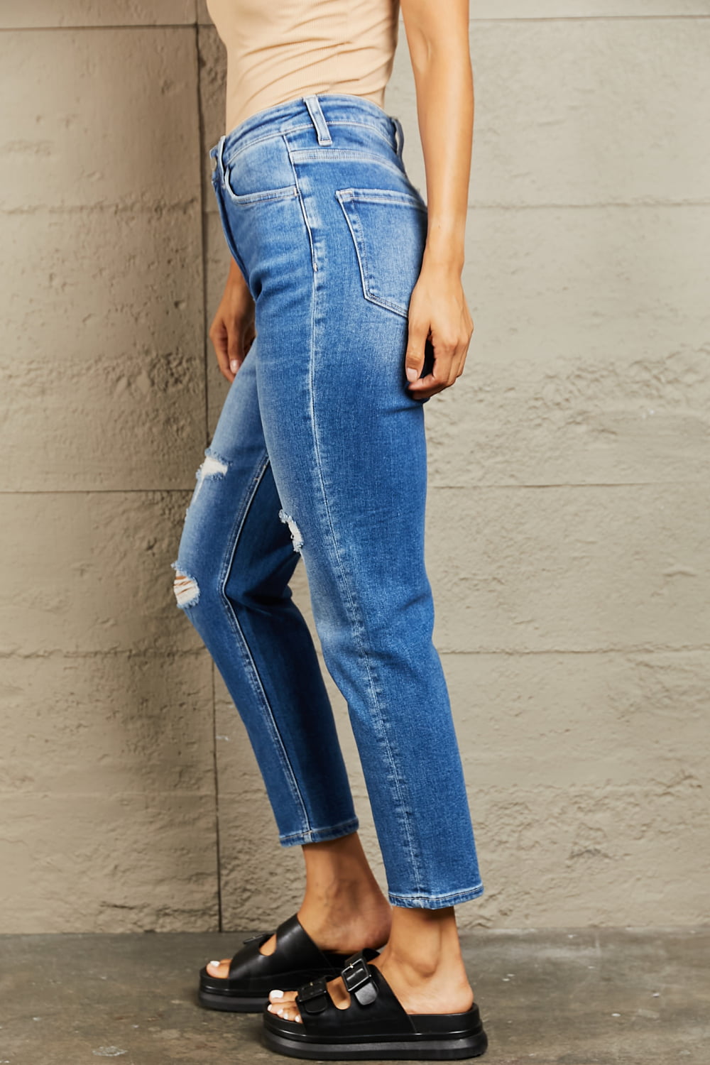 BAYEAS High Waisted Cropped Dad Jeans | us.meeeshop