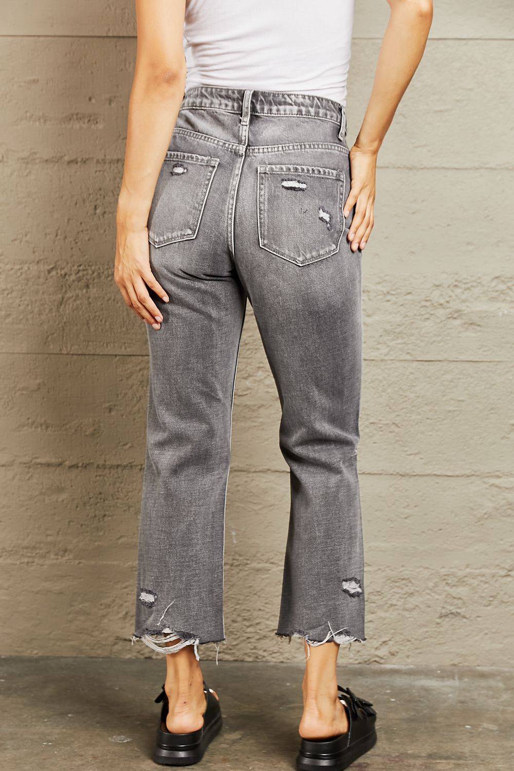 BAYEAS Mid Rise Distressed Cropped Dad Jeans | us.meeeshop