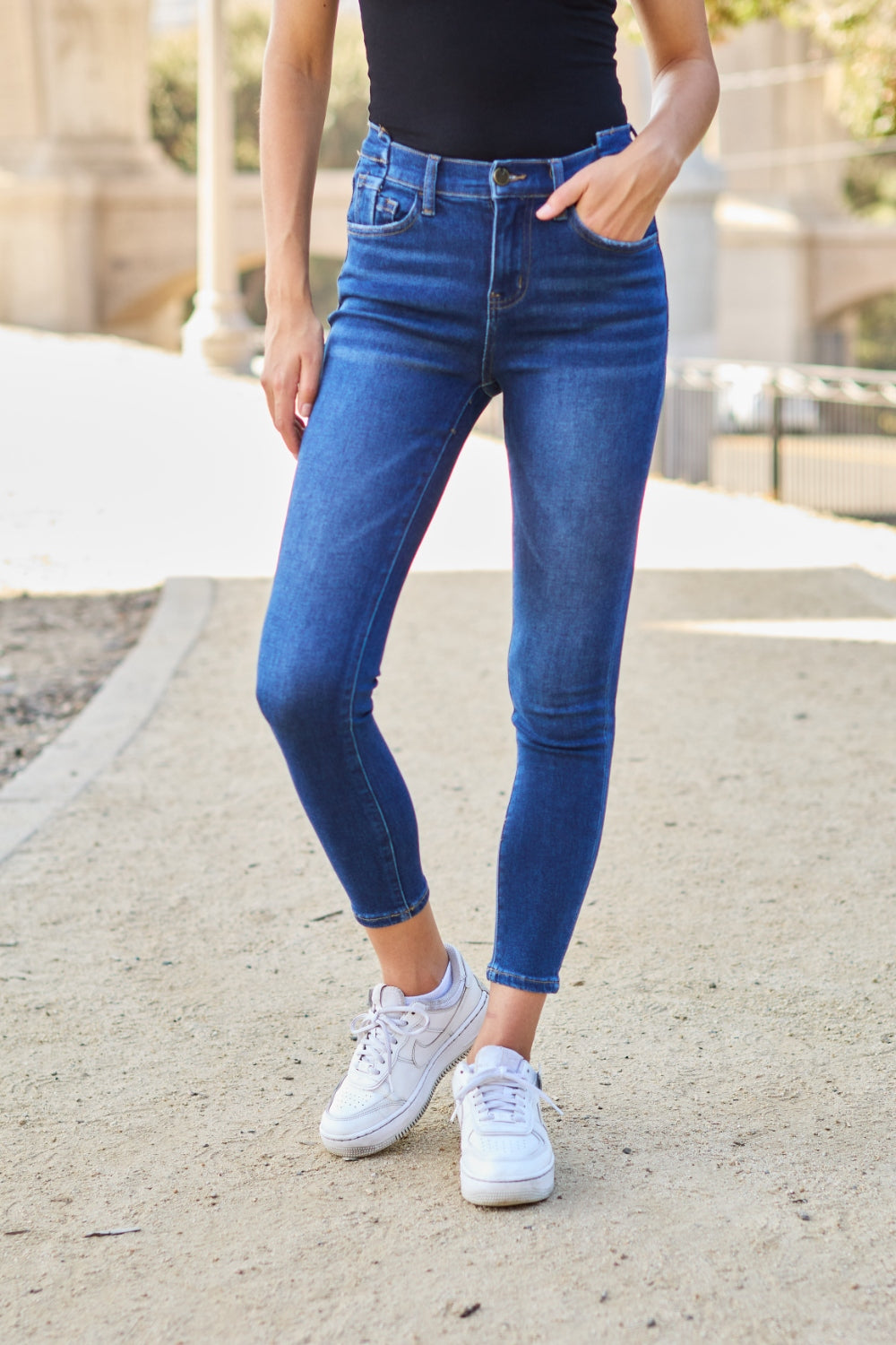 BAYEAS Skinny Cropped Jeans | us.meeeshop