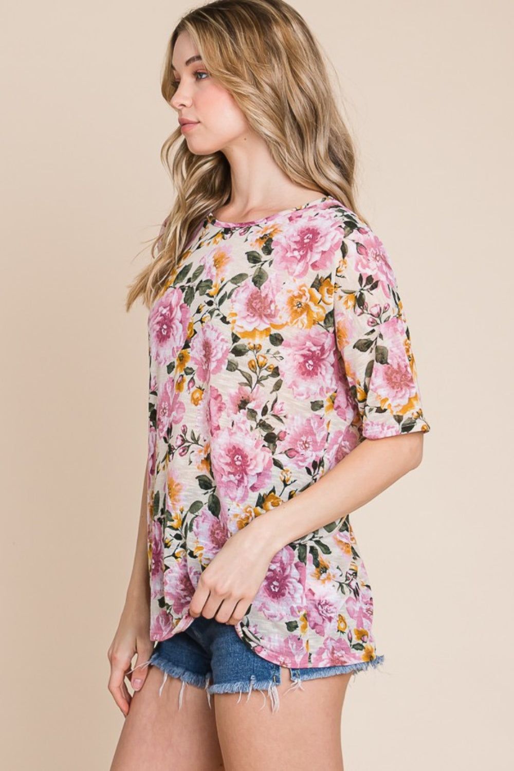 BOMBOM Floral Round Neck T-Shirt us.meeeshop - 