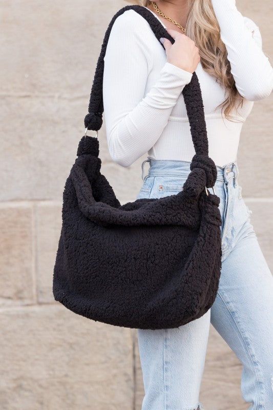 Boucle Sherpa Messenger Bag us.meeeshop - 