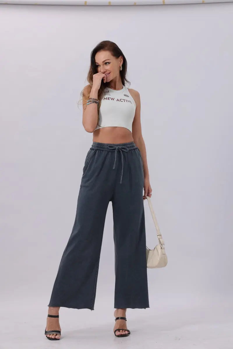 Acid Wash Wide-Leg Sweatpants – Relaxed Fit with Raw Hem