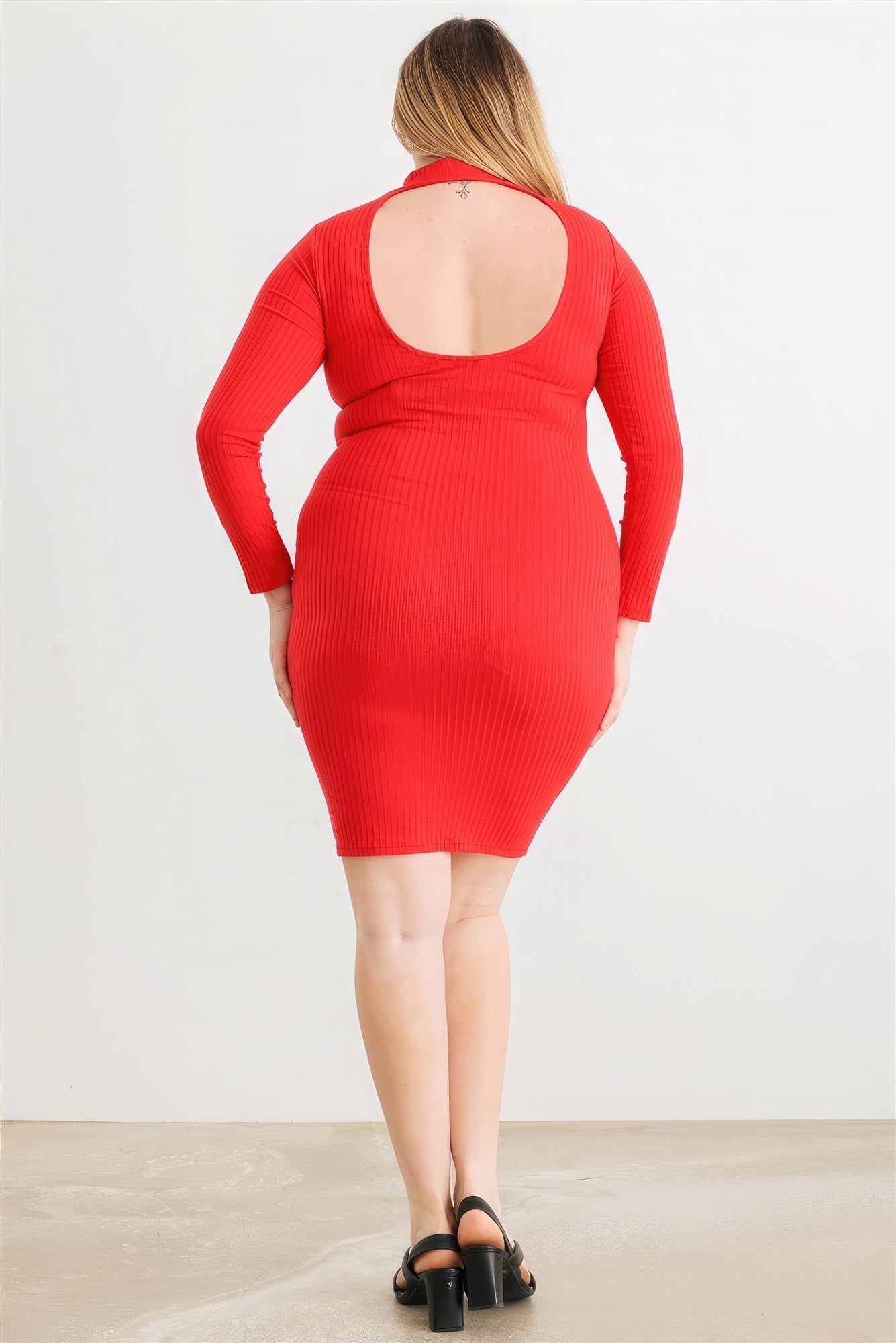 Plus Red Ribbed Long Sleeve Mock Neck Cut-out Back Midi Dress | us.meeeshop