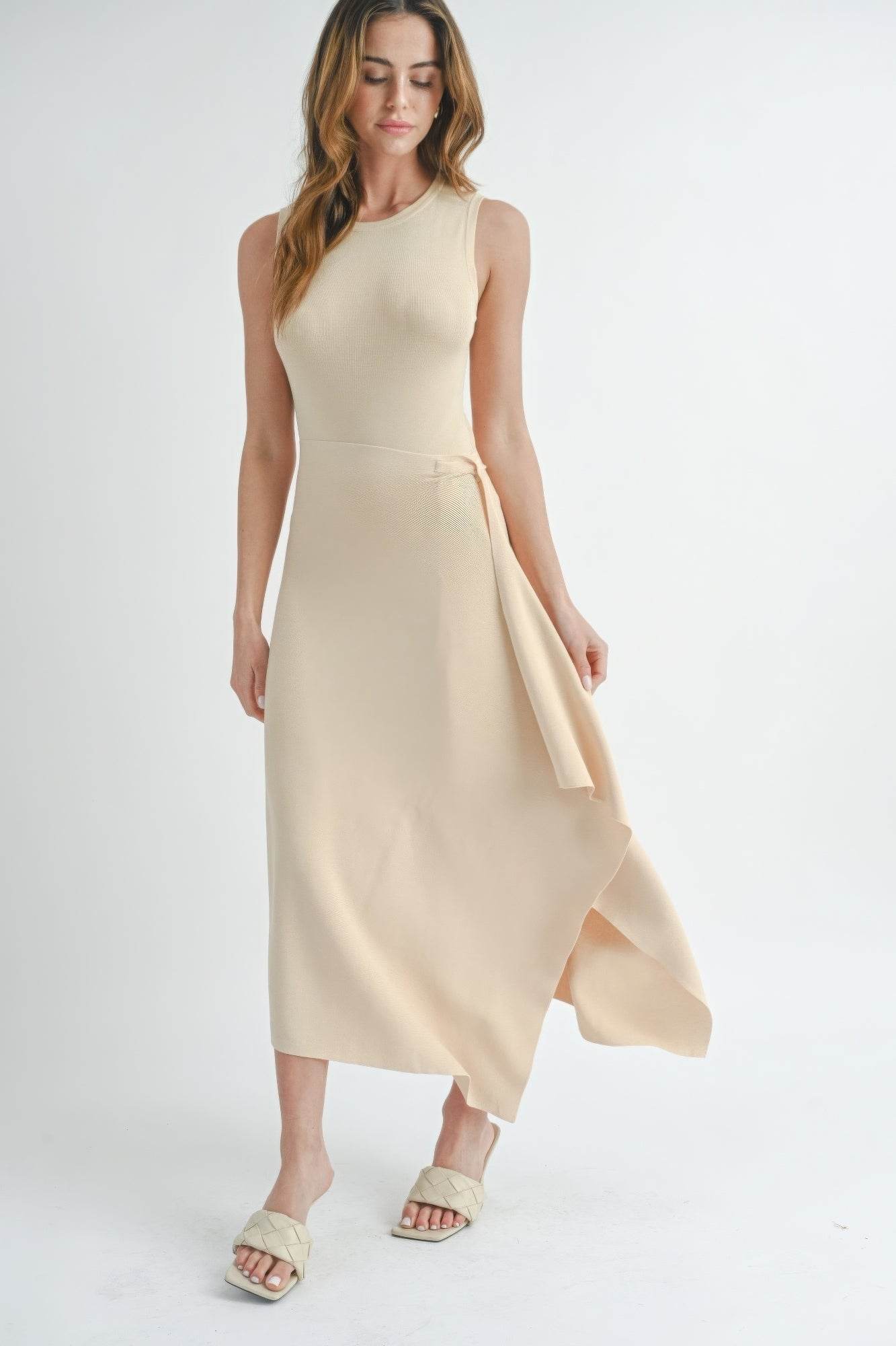 Maxi Dress With Slit - us.meeeshop