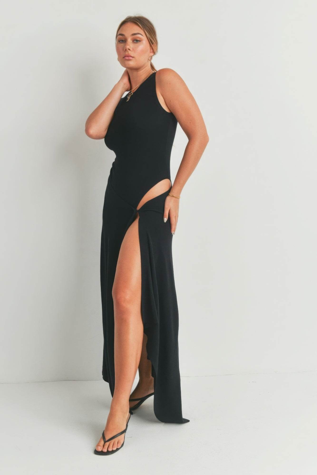 Maxi Dress With Slit - us.meeeshop