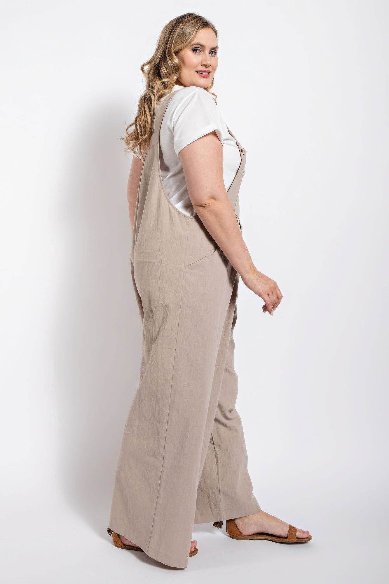 Pintuck detail overall with side pockets - us.meeeshop