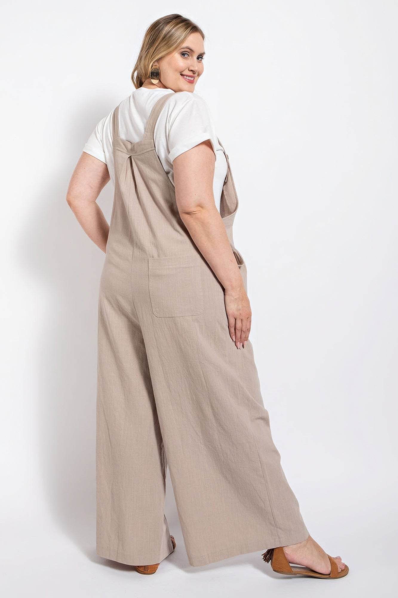 Pintuck detail overall with side pockets - us.meeeshop