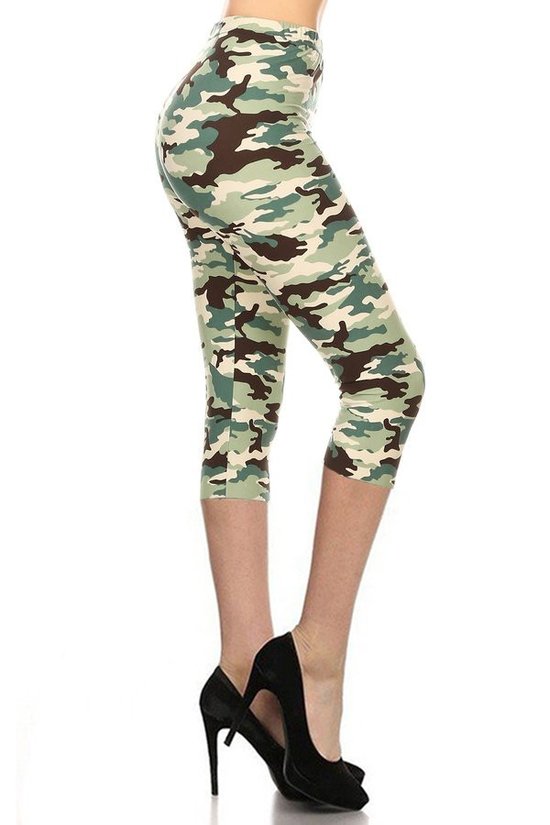Camo Printed Lined Knit Capri Legging With Elastic Waistband | us.meeeshop