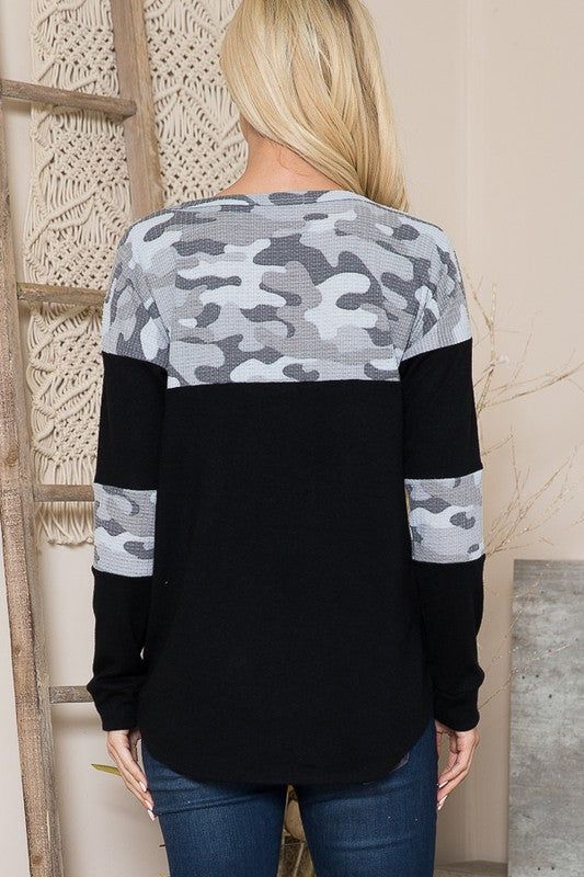 Camouflage Contrast Sweater Knit us.meeeshop - 