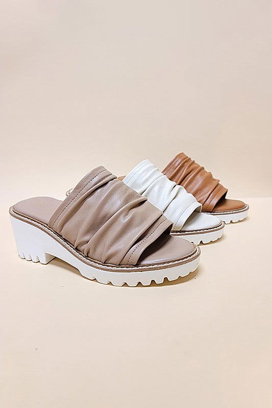 D-Aitana-Platform Sandals - us.meeeshop