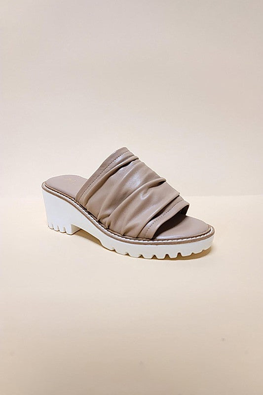 D-Aitana-Platform Sandals - us.meeeshop