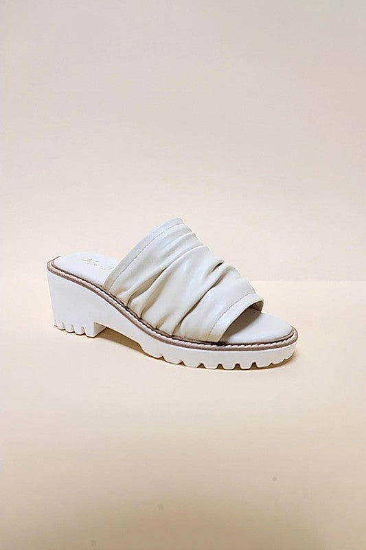 D-Aitana-Platform Sandals us.meeeshop - 