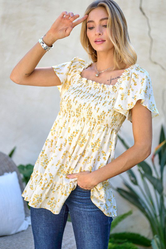 Davi & Dani Floral Printed V-Neck Ruffle Top us.meeeshop - 