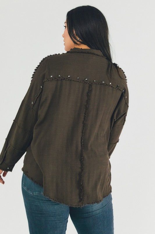 Davi & Dani | PLUS Distressed hem button down oversize shirt us.meeeshop - 