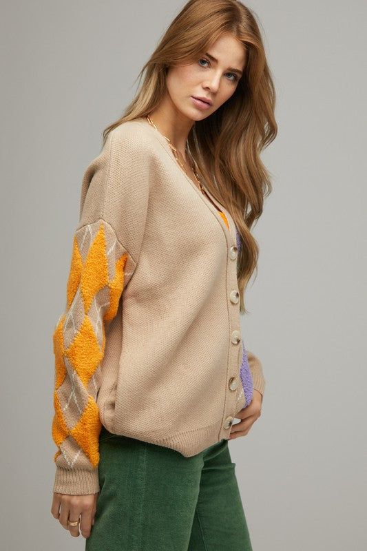 Davi & Dani | Plus V Neck Button Front Cardigan us.meeeshop - 