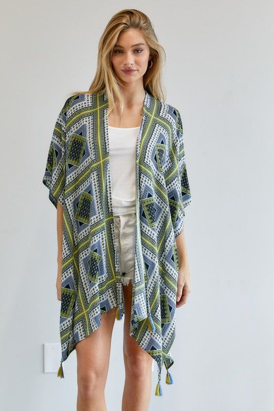 Davi & Dani | Printed Short Sleeve Loose Kimono us.meeeshop - 