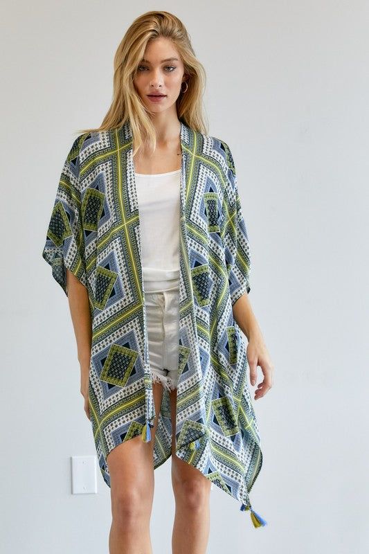 Davi & Dani | Printed Short Sleeve Loose Kimono us.meeeshop - 