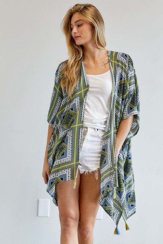 Davi & Dani | Printed Short Sleeve Loose Kimono us.meeeshop - 