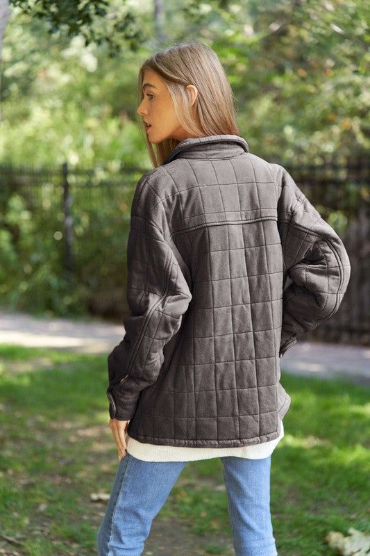 Davi & Dani Solid Mineral Wash Quilted Pockets Shacket us.meeeshop - 