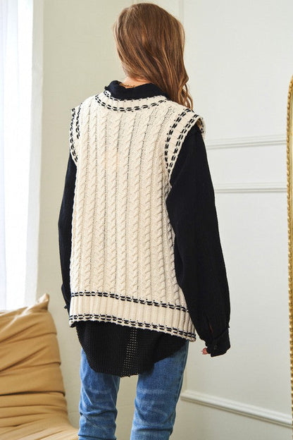 Davi & Dani Solid V-Neck Sleeveless Pocket Detail Sweater | us.meeeshop