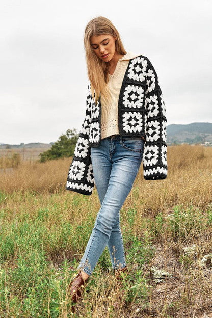 Davi & Dani Two-Tone Floral Square Crochet Open Knit Cardigan - us.meeeshop