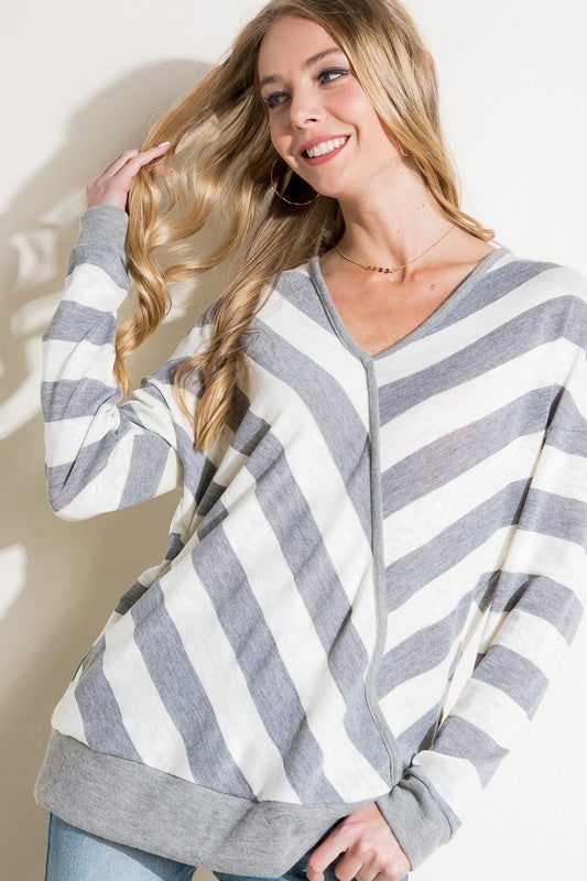 E Luna Hacci Slub Stripe V Neck Top us.meeeshop - 