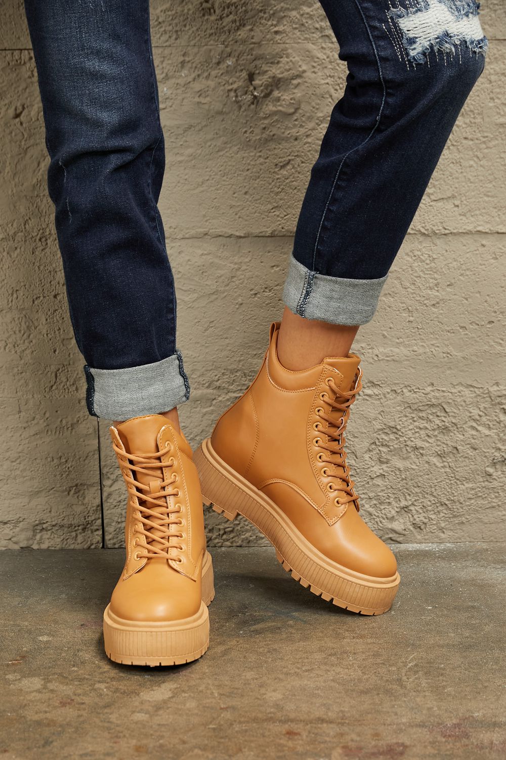 East Lion Corp | Platform Combat Boots In Caramel us.meeeshop - 