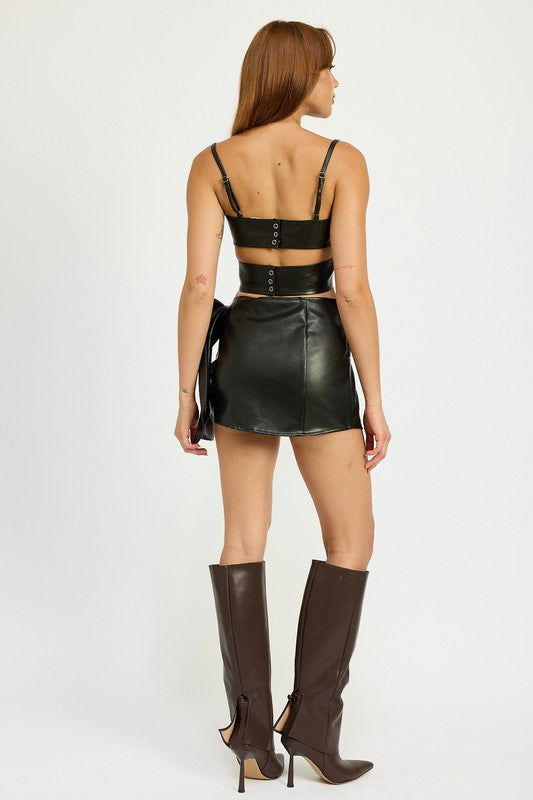 Emory Park Leather Mini Skirt With Bow Detail us.meeeshop - 