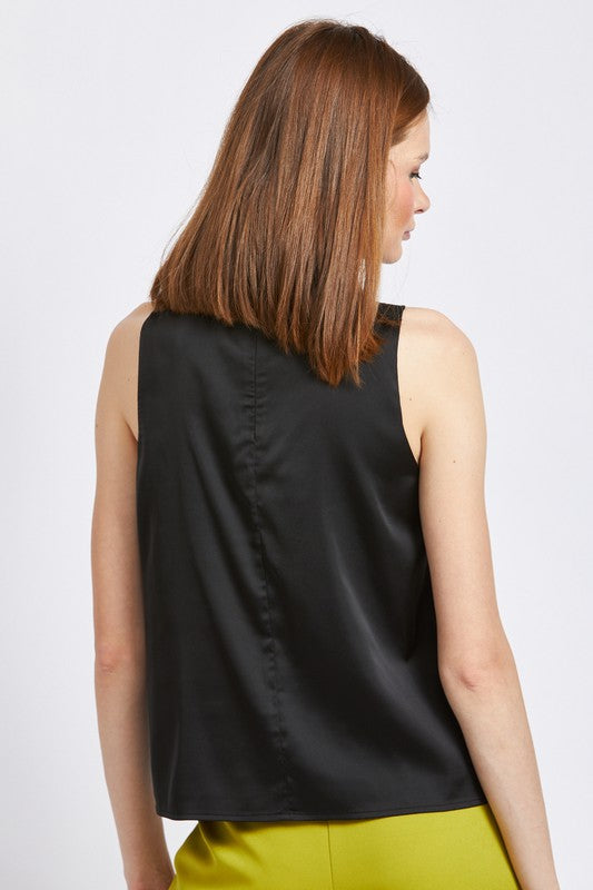 Emory Park | Sleeveless Blouse With Twist Front | us.meeeshop