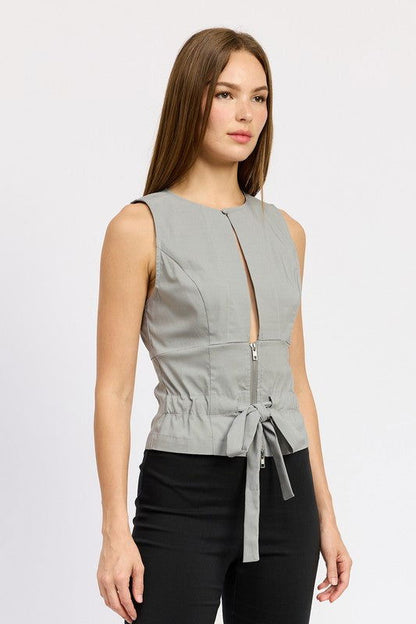 Emory Park Sleeveless Top With Front Cutout us.meeeshop - 