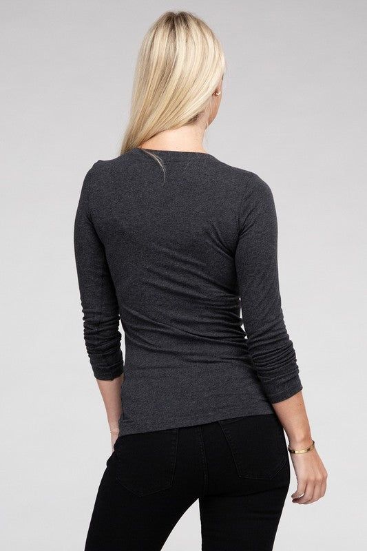 Essential V-Neck Long Sleeve T-Shirt us.meeeshop - 