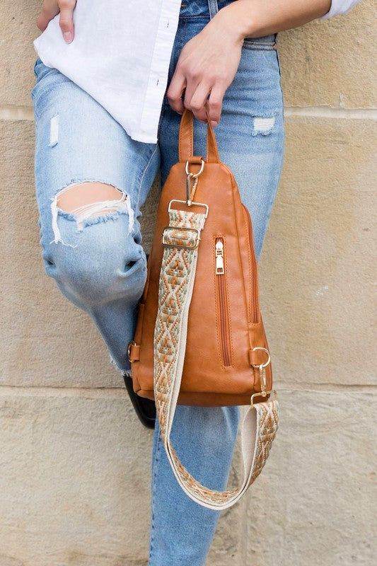 Evie Everyday Sling Bag - us.meeeshop